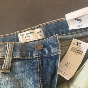 Boys abercrombie jeans. Brand new with tags. Size 9/10